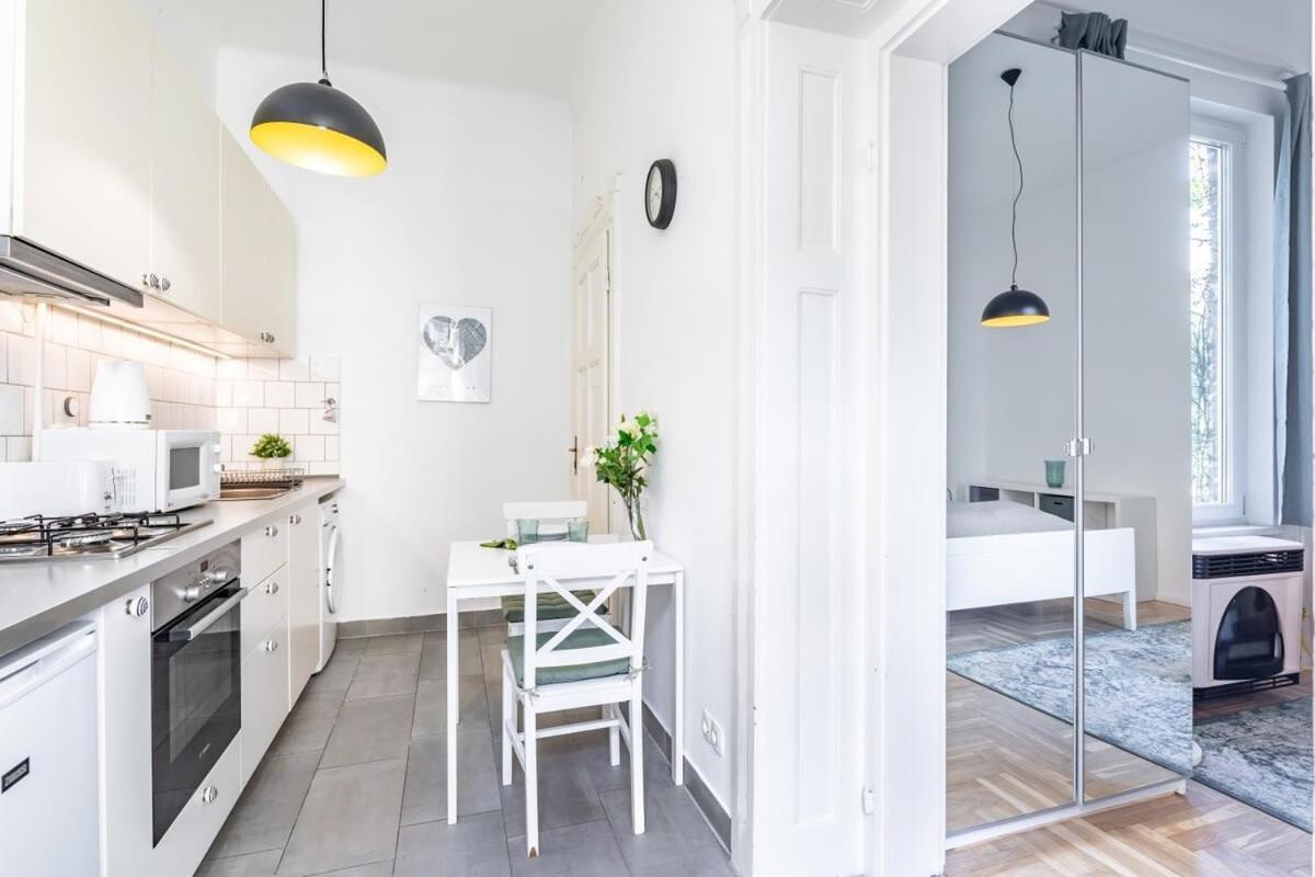 Lovely & Cozy Home With A C Budapeste Exterior foto
